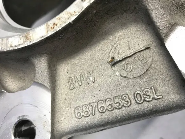 OEM 6876653 Pivô Esquerdo Traseiro + Braços BMW X5/X6/X7 image 3