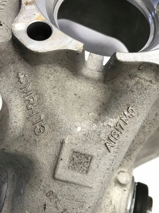 OEM 6876653 Pivô Esquerdo Traseiro + Braços BMW X5/X6/X7 image 4