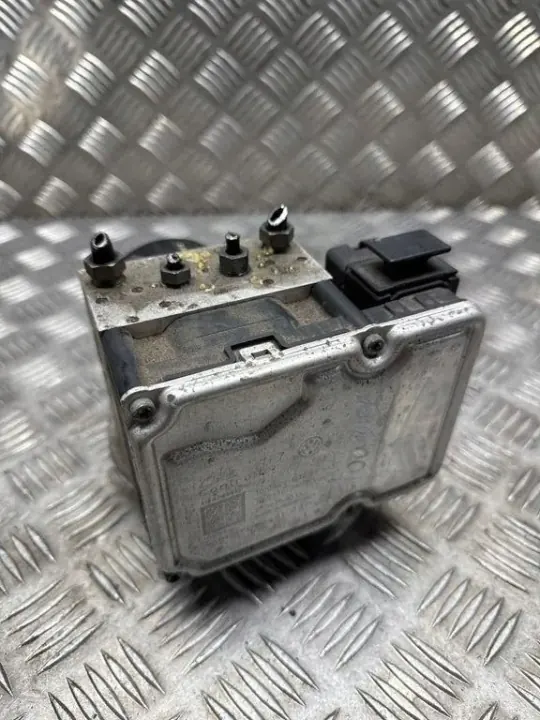 ABS-pump VW Touareg 7P5 OEM 7P0907379E 3.0L image 2