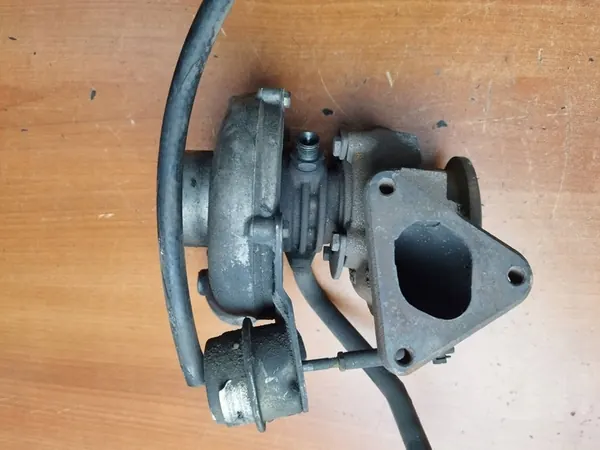 Turbocompresor Mercedes W210 2.2 image 2