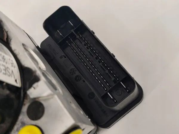 Bomba ABS OEM 95196739 para Opel Antara image 3