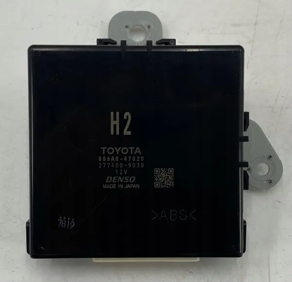 Controlador Webasto 886A047020 Toyota Prius 2019 image 2