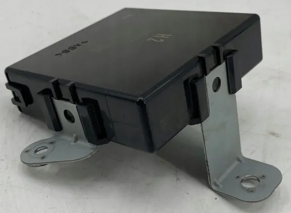 Controlador Webasto 886A047020 Toyota Prius 2019 image 3