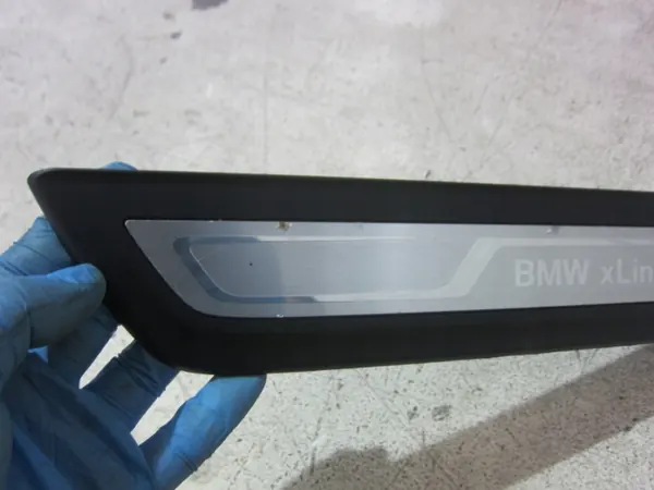 BMW X3 F25 X-Line Kynnyssuojasarja OEM 7354251 image 7