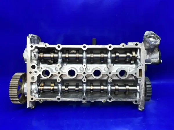Venttiilikansi OEM 04E103475AM VW Golf VII 1.2 TSI image 6