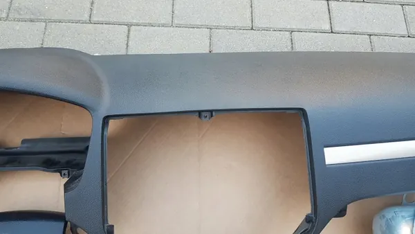 Consola Salpicadero Ford Kuga MK1 OEM Kuga deska 2008-2012 image 5