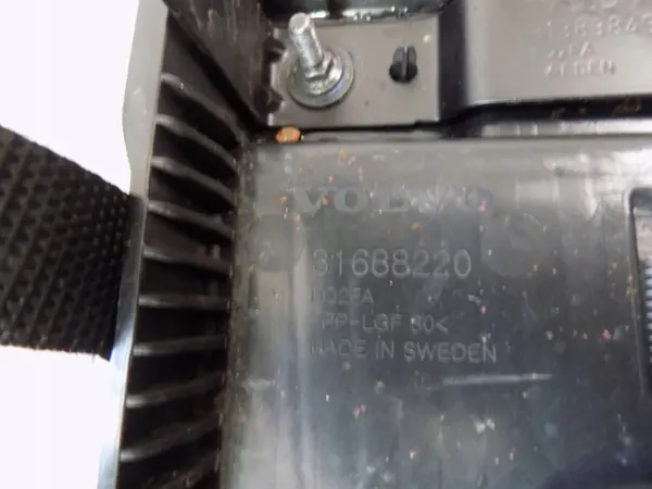 Volvo XC90 II akun kiinnityspohja OEM 31688220 image 4
