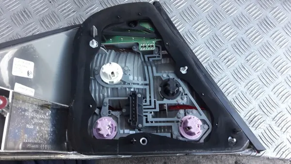 Achterlicht Rechts Mercedes W220 Lift Origineel image 9