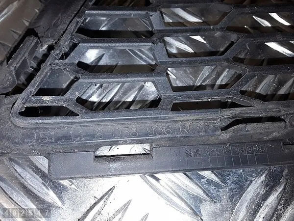 Griglia BMW 3 Series E92 2010 51118038936 image 3