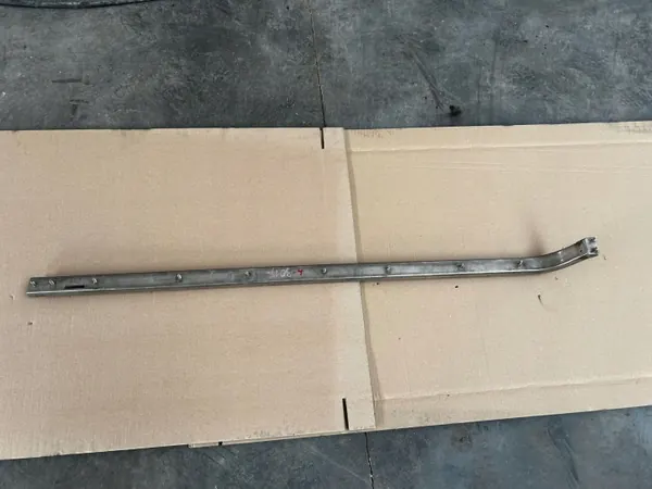 Carrilho guia porta corrediça direita OEM VHB5390 Iveco Daily III image 5