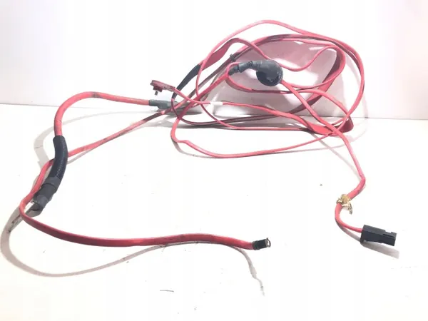 Terminal positivo BMW OEM 9150988 - Usado image 2
