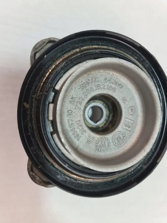 Soporte amortiguador delantero OEM 31306890656 para BMW G20 G21 image 4