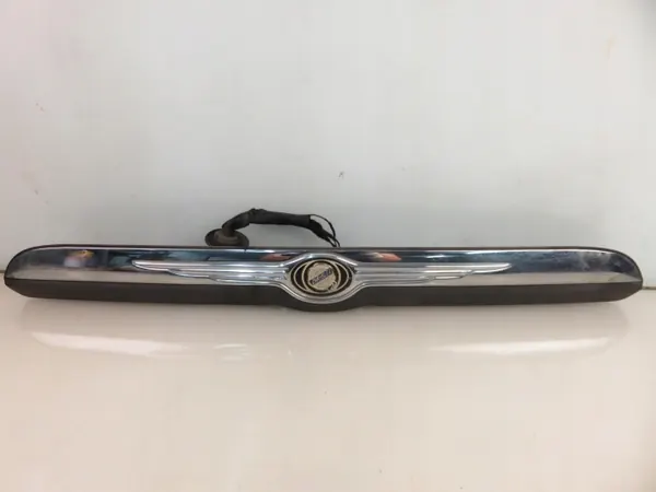 Moldura de portón OEM BLENDA KLAPY CHRYSLER VOYAGER IV image 2