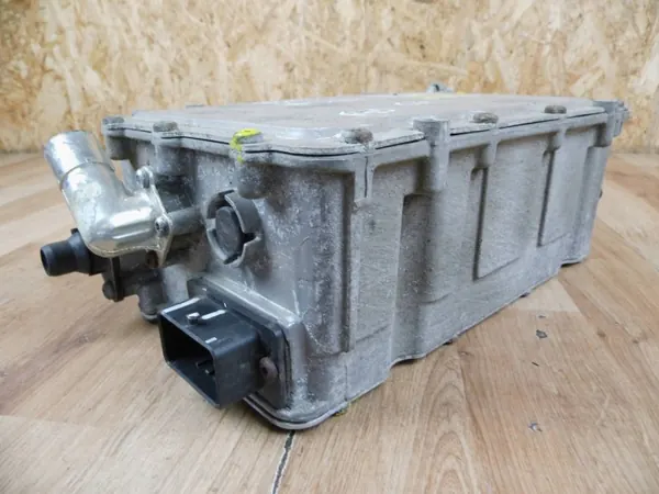 BMW 2 F45 accu-omvormer-controller OEM 8699722 image 5
