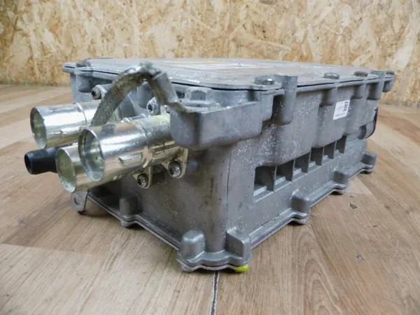 BMW 2 F45 accu-omvormer-controller OEM 8699722 image 8