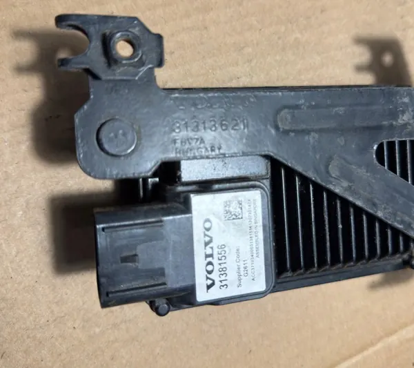 OEM 31381556 Radar Distronic voor Volvo V40 2 image 6