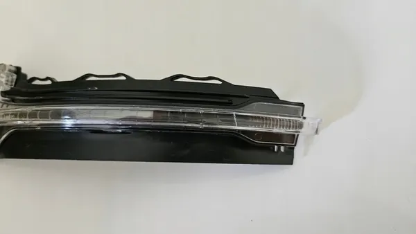 AUDI A3 Indicador de Espelho Esquerdo 8V0949101 image 3