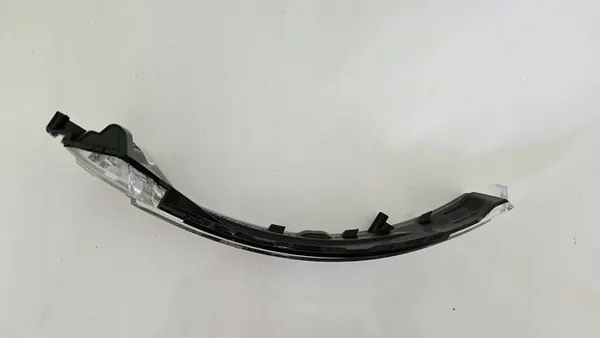 AUDI A3 Indicador de Espelho Esquerdo 8V0949101 image 4