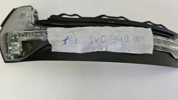 AUDI A3 Indicador de Espelho Esquerdo 8V0949101 image 8