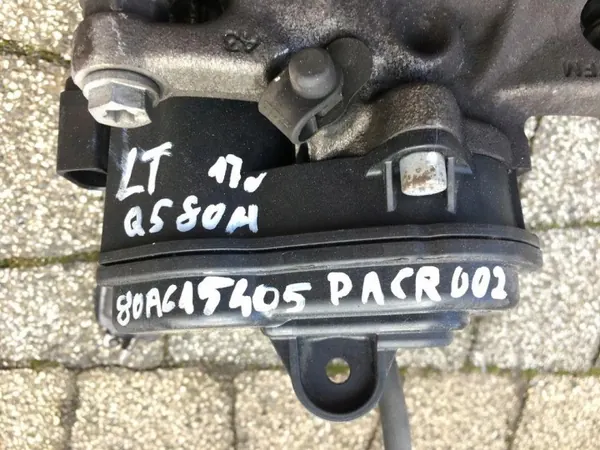 Jarrujousin Audi Q5 80A Taka Oikea/Vasen OEM 80A615405 80A615406 image 4