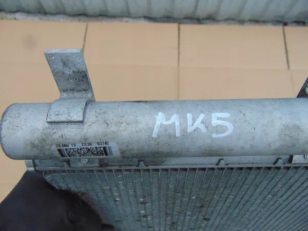 Ford OE HG9H-19710-CA Ilmastointijäähdytin image 4