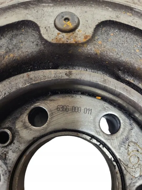 Motor de puerta corredera Volvo OEM 6366000011 - Usado image 6