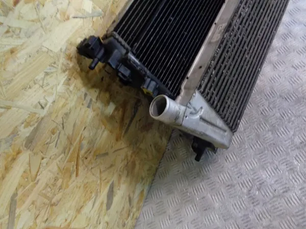 Conjunto de Intercooler y Radiador Renault Megane II 1.9DCI image 4