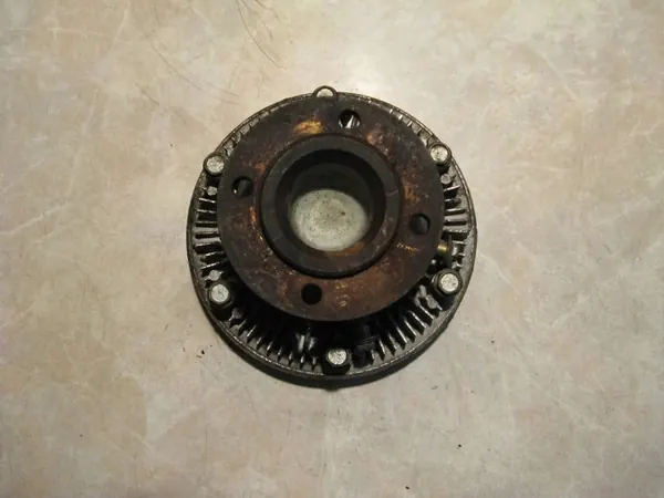 MAN TGA Visköskoppling OEM 51066300115 image 3