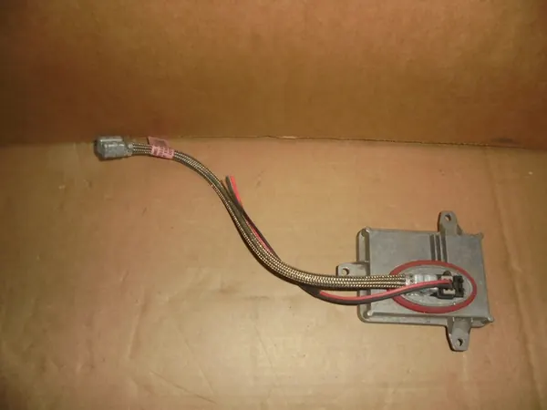 Xenon-Konverter Hyundai I40 OEM 3Z921-01700 image 2