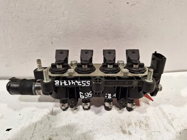 Opel Meriva B Injectoren 55241718 image 3