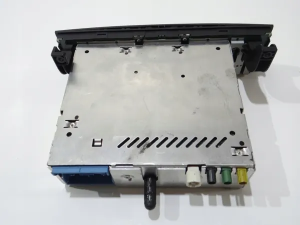 BMW X1 E84 LCI CD Radio OEM 9302159 - Gebraucht image 4