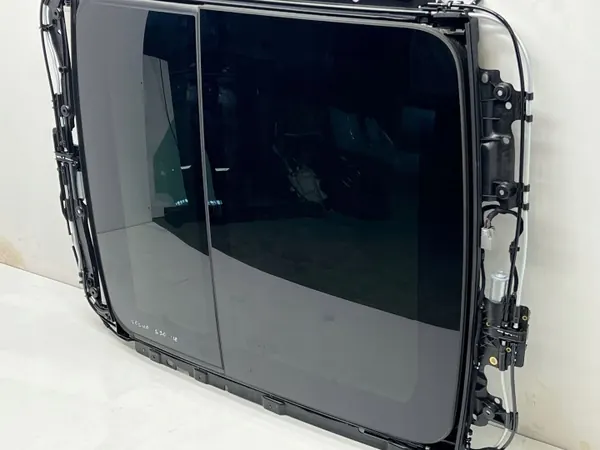 Volvo S90 II Panoramakatto OEM 39842360 image 5