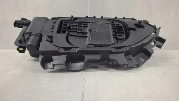 Couvercle de prise OEM 86340-Q4000 Kia Niro EV image 4