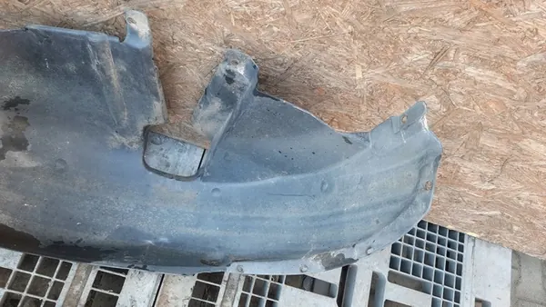 Right Rear Wheel Arch Skoda Octavia I image 9