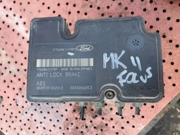 Ford Focus MK2 Vorderer Stabilisatorlenker OEM image 4