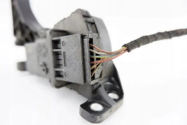 Pédale d'accélérateur OEM 4F1723523B pour Audi A6 C6 2.0 TDI image 4