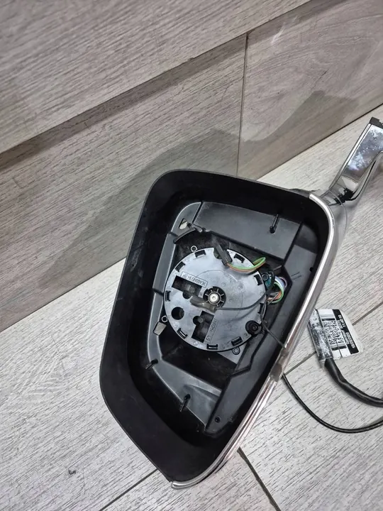 Vasen peili Tesla Model X 13Pin 1035182-00-K image 2