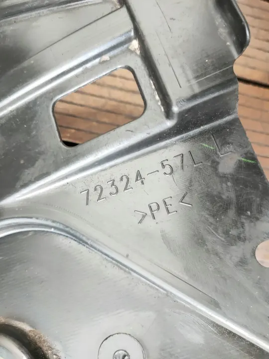 Suzuki Kizashi 09-14 Framskärm vänster OEM 72324-57L image 4