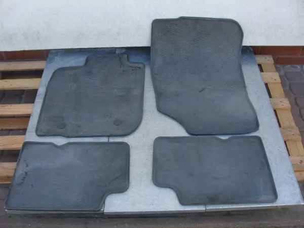 Gummimattor OEM 6001998220 för Dacia Logan/Lift Sedan image 2
