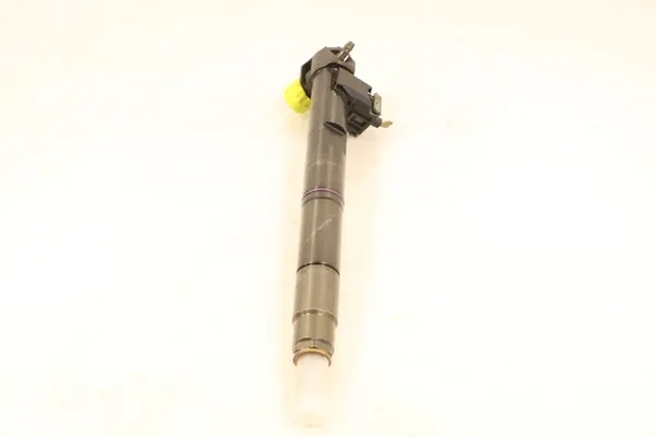 Inyector Hyundai OEM EMBR00203D para i20 1.4 CRDi image 2