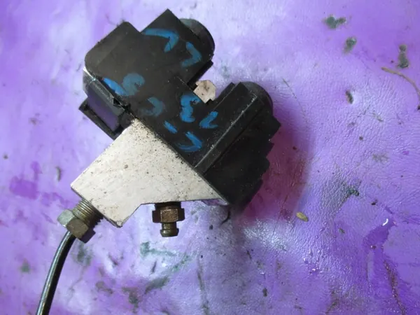 Correcteur de Force de Freinage Citroen OE C5 I 01-04 image 4