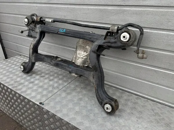 Mercedes GLA W156 Achter-Slee OEM 2463500402 image 3
