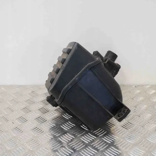 Ilmansuodattimen kotelo VW PASSAT Variant B6 2.0L image 4