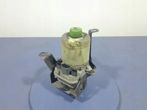 VW Polo IV 9N Lift 1.2 Servopump 6Q0423156AB image 2