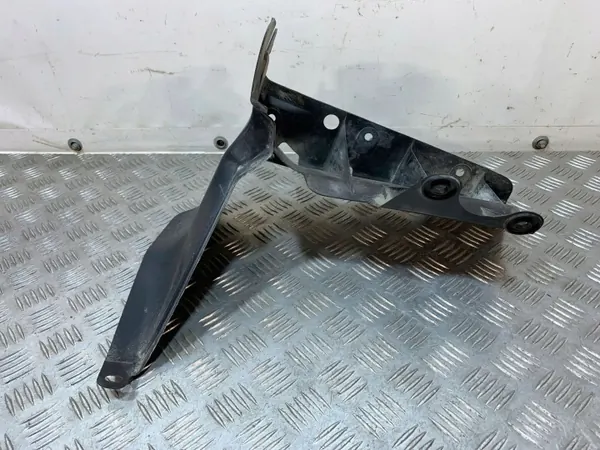 Sous-bouclier arrière droit Subaru OE 57731XC05A image 4