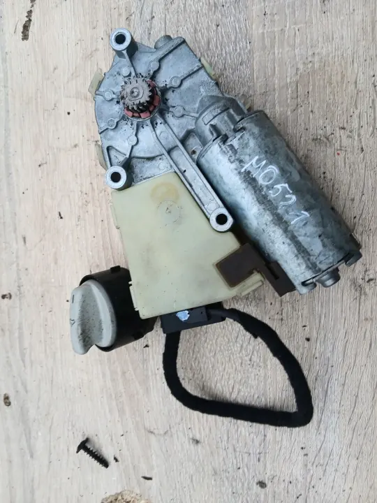 Audi A3 8L Schiebedach Motor Modul OEM 4B0959591 image 3