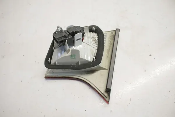 Luz trasera Audi A4 B7 Sedan image 7