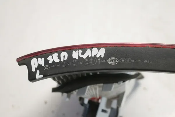 Luz trasera Audi A4 B7 Sedan image 8