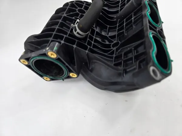 Colector de admisión Suzuki OE OEM 13110-53SA0 Usado image 8