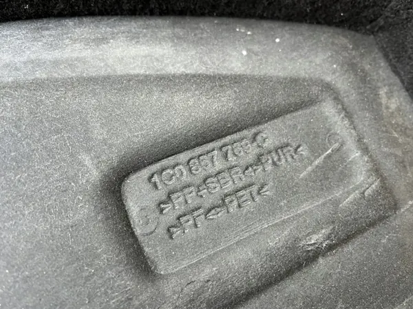 OEM ROLETA PÓŁKA BAGAŻNIKA VW New Beetle 1997-2005 image 4